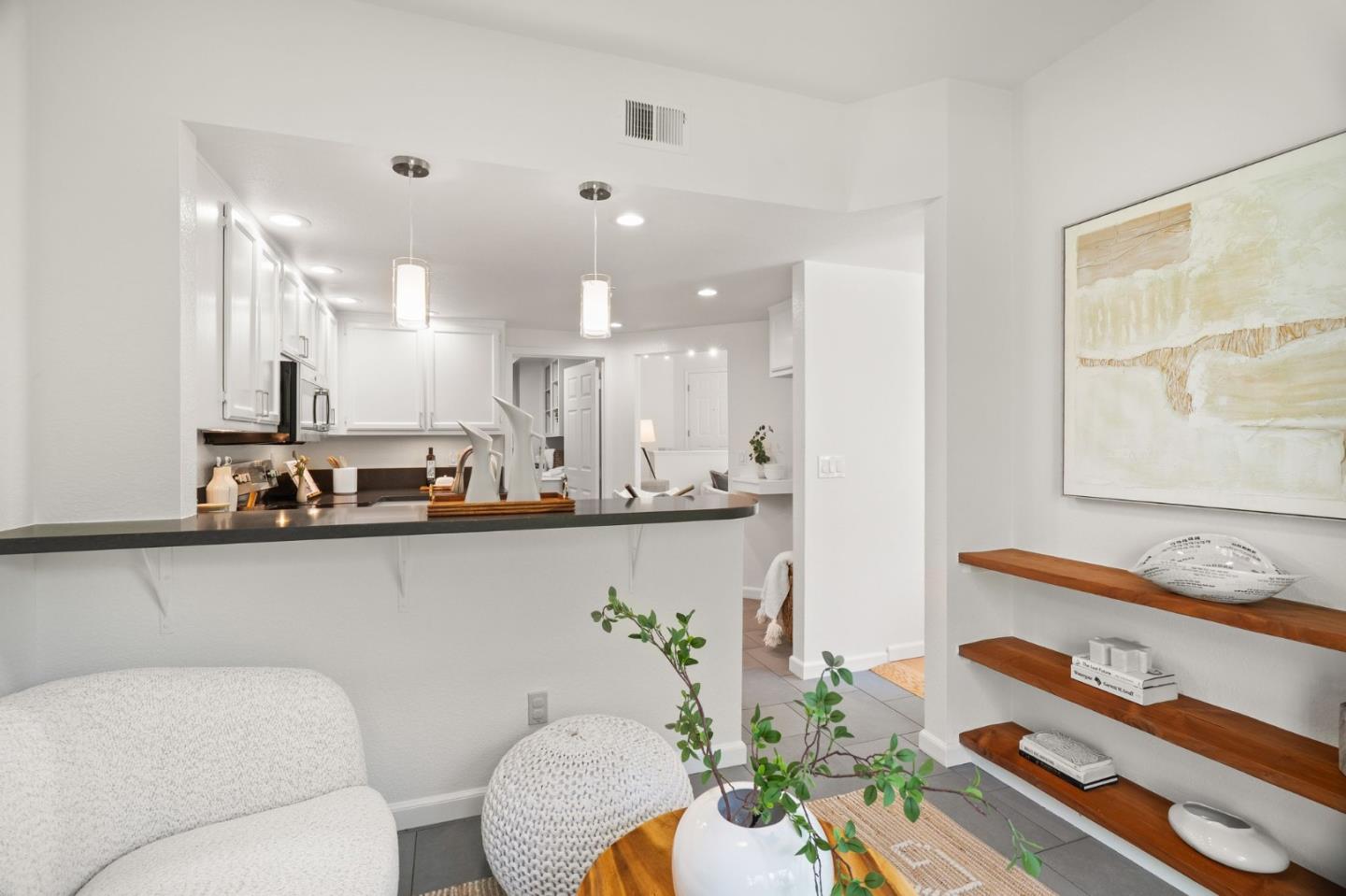 462 Mountain Laurel Court