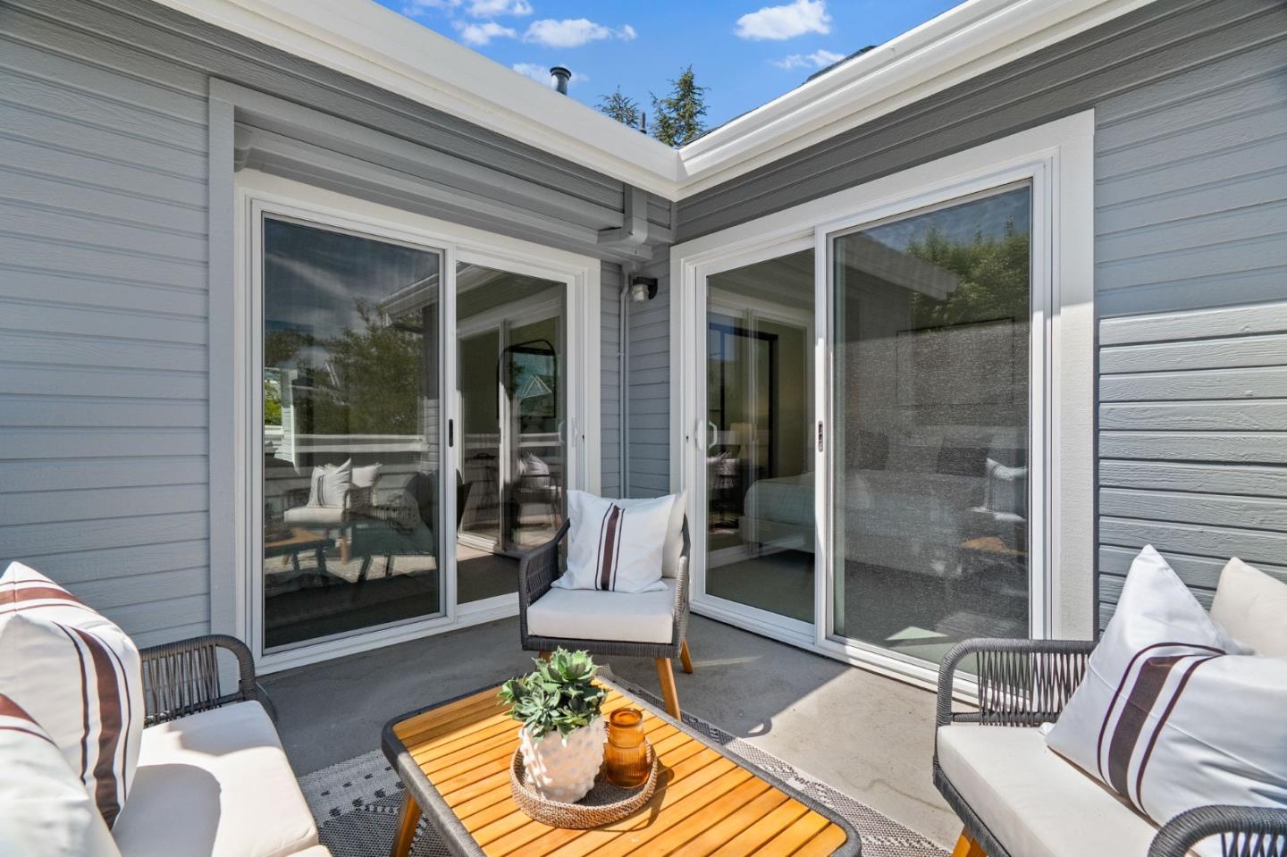 462 Mountain Laurel Court