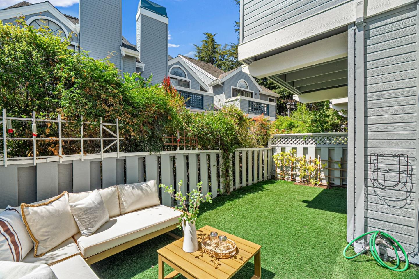 462 Mountain Laurel Court