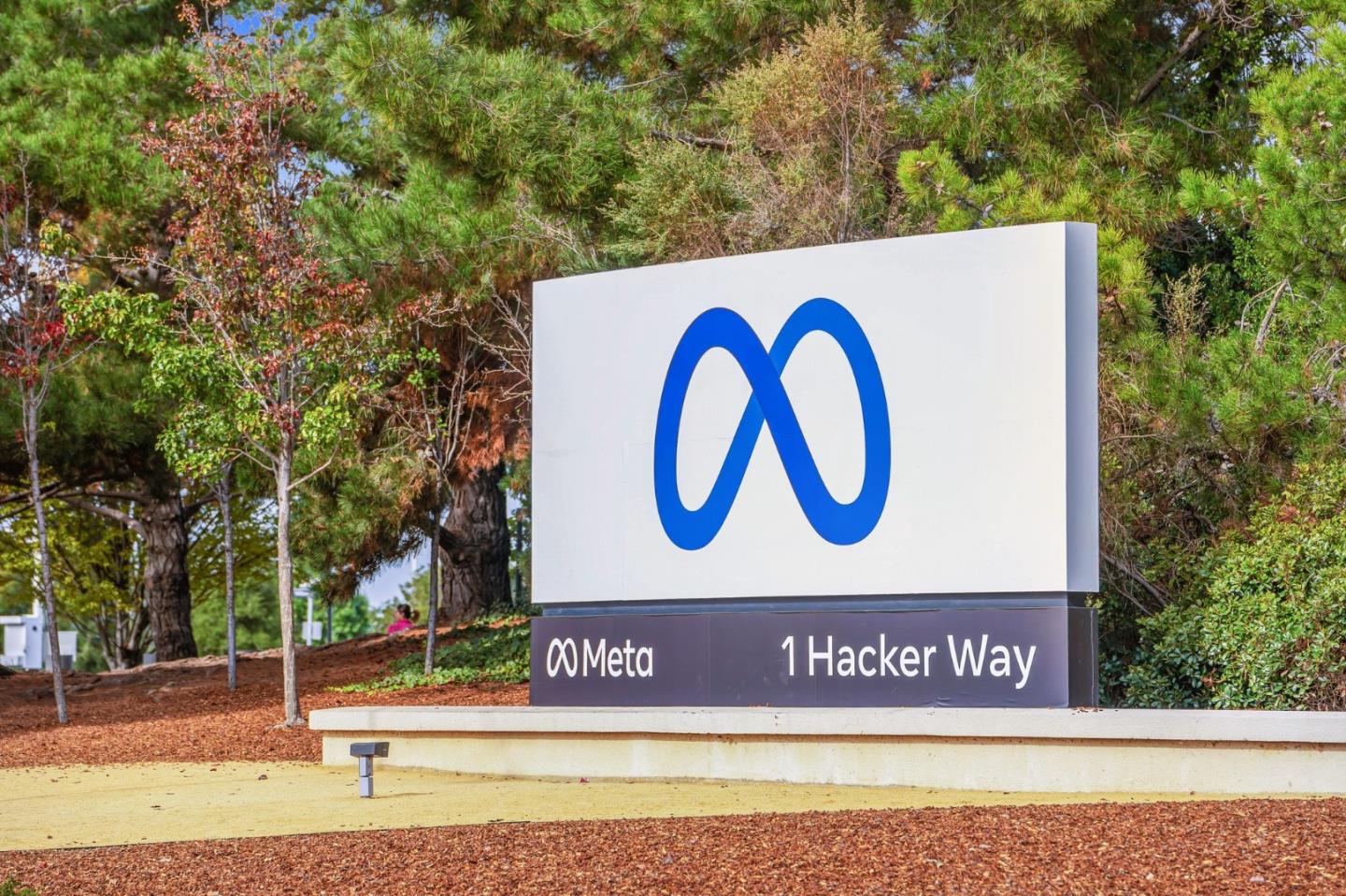 462 Mountain Laurel Court