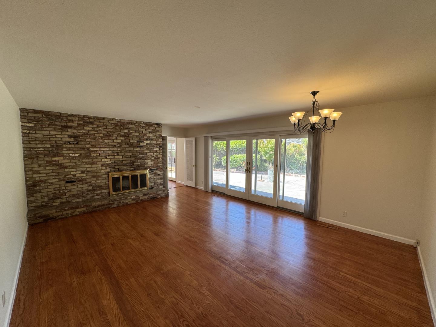 1221 Covington Road