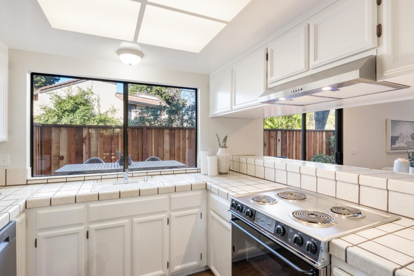 1467 Tyler Park Way