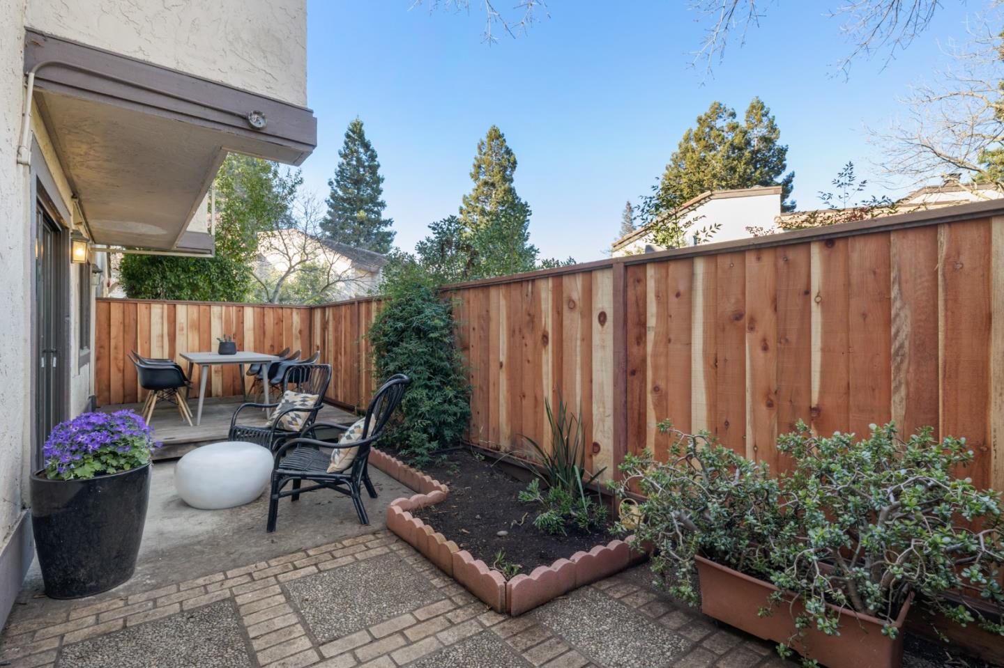 1467 Tyler Park Way