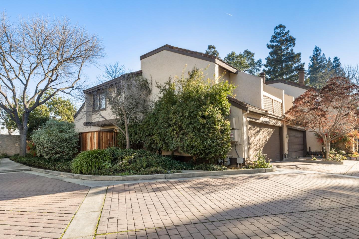 1467 Tyler Park Way