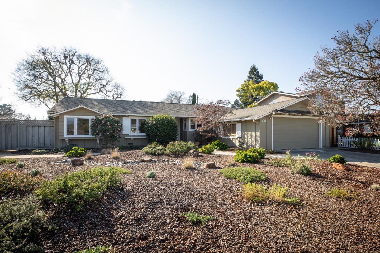 1011 Tulane Drive