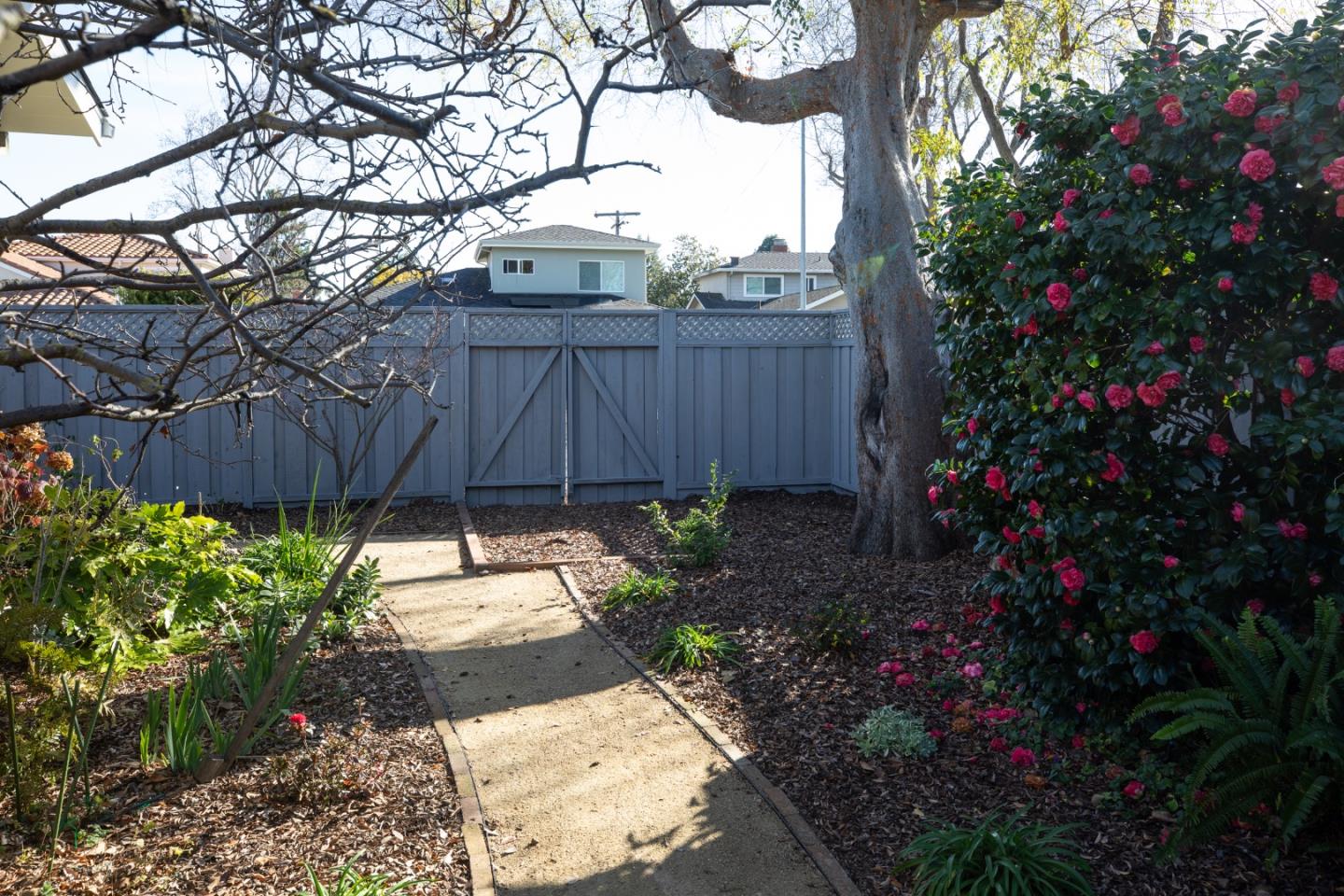 1011 Tulane Drive