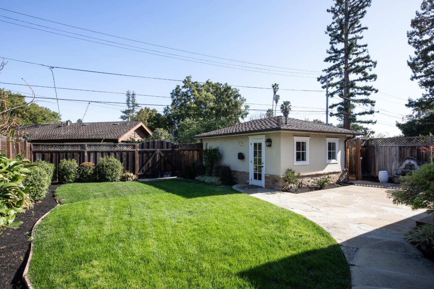 709 Orange Avenue