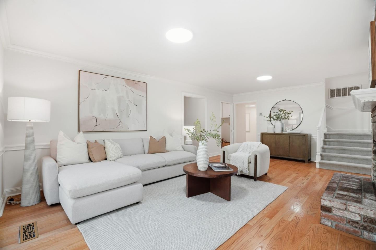 1315 Bright Oaks Court