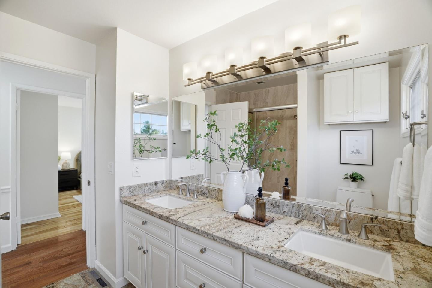 1315 Bright Oaks Court