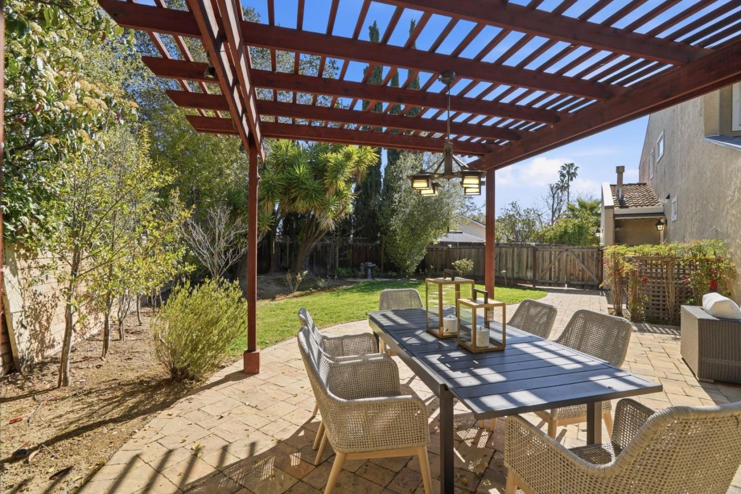 1315 Bright Oaks Court