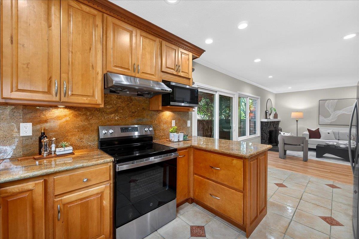 1113 McIntosh Creek Drive