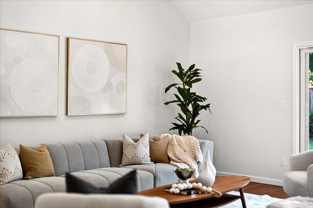 1113 McIntosh Creek Drive