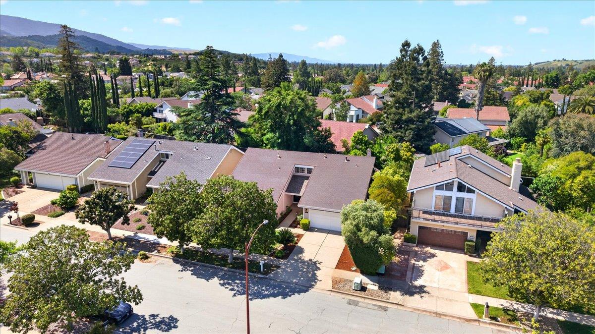 1113 McIntosh Creek Drive