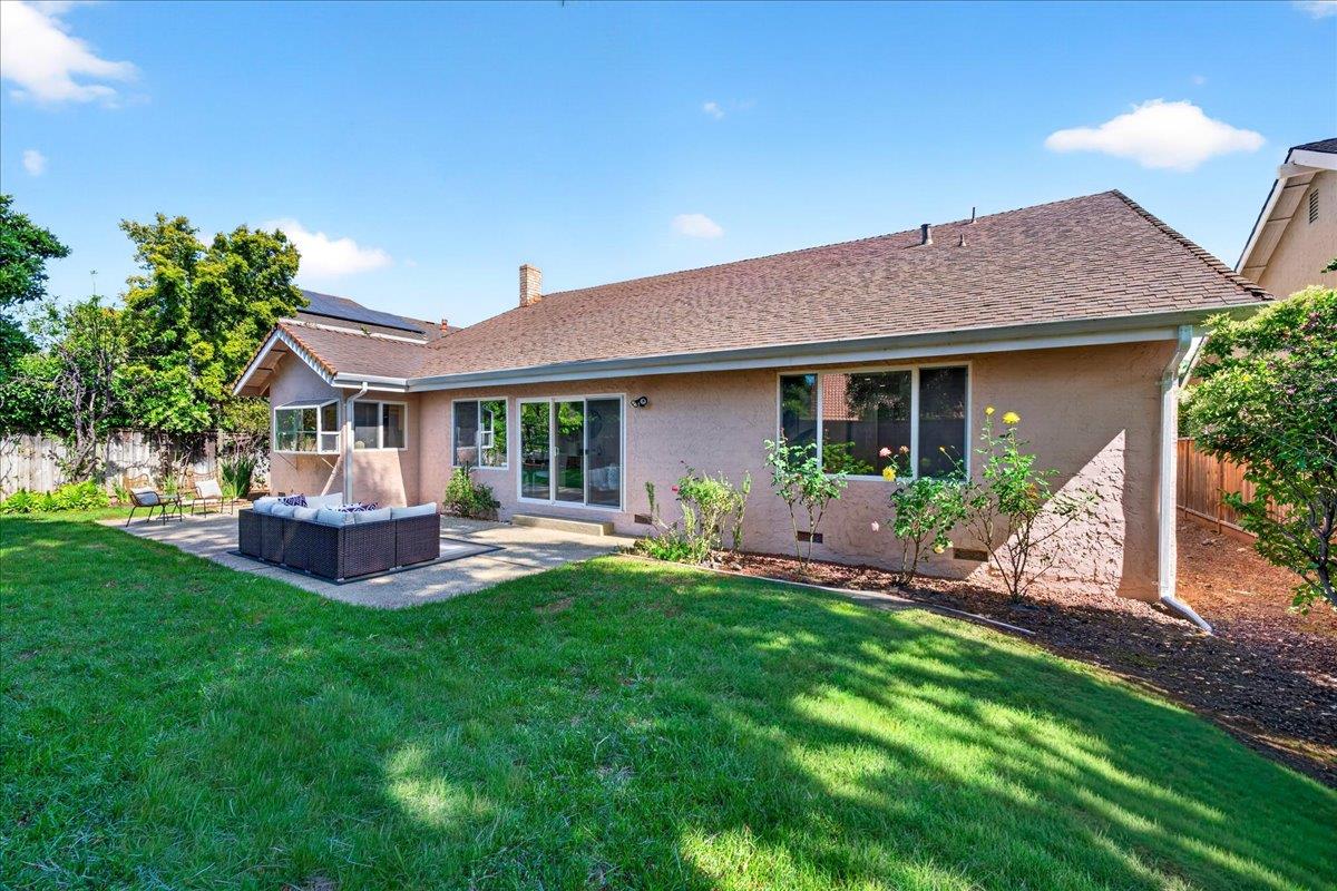 1113 McIntosh Creek Drive