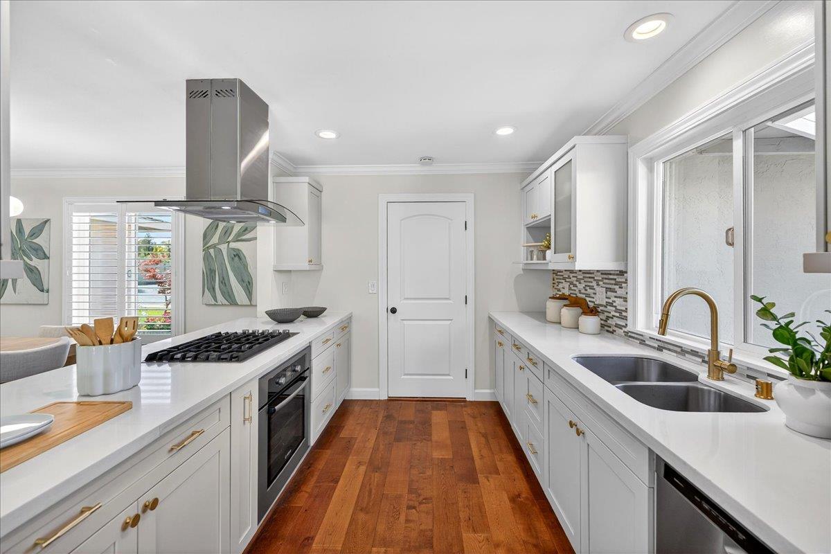 6698 Mt Forest Drive