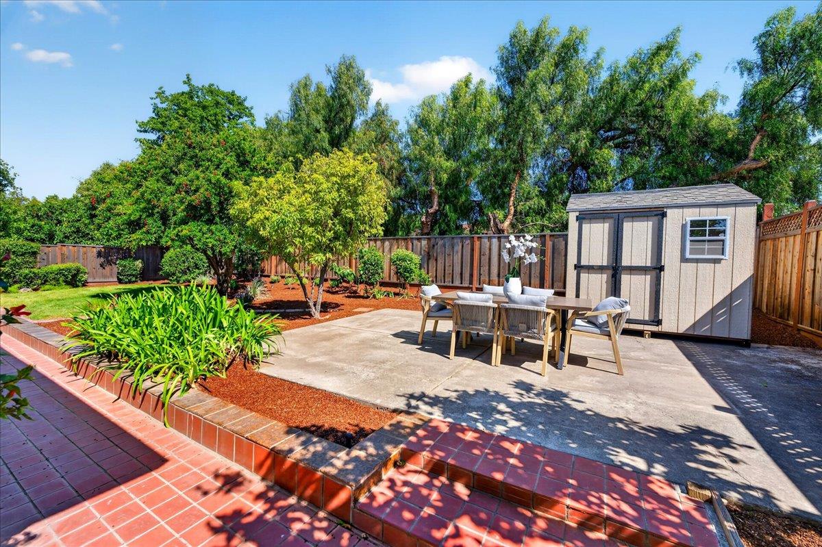 6698 Mt Forest Drive