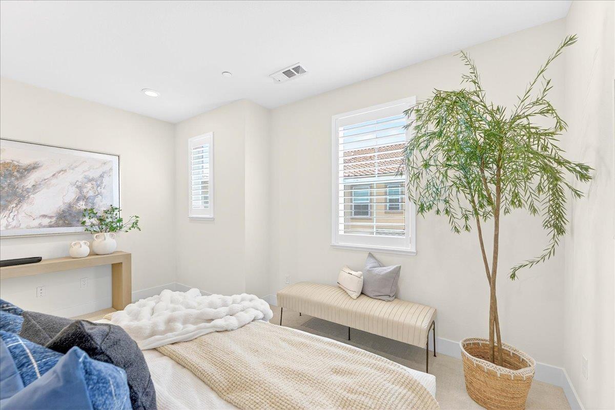 1340 Civic Center Drive 4