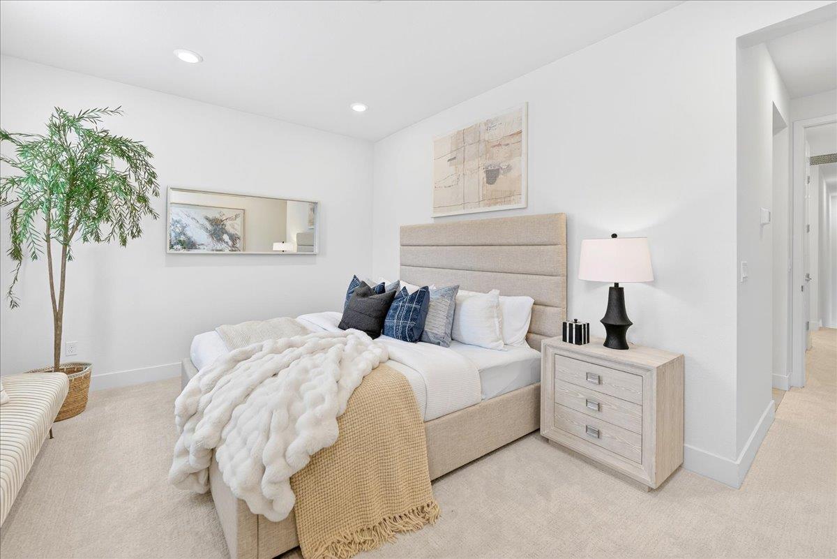 1340 Civic Center Drive 4