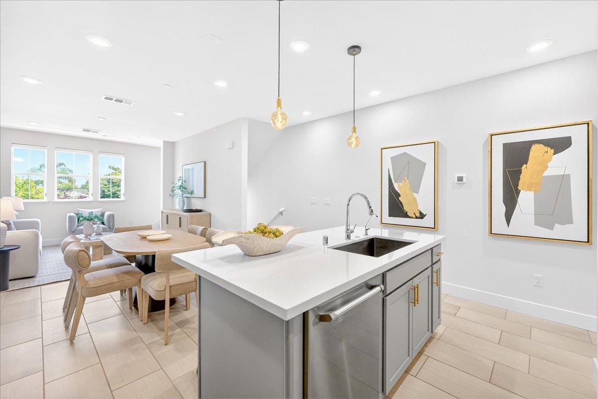 1340 Civic Center Drive 4