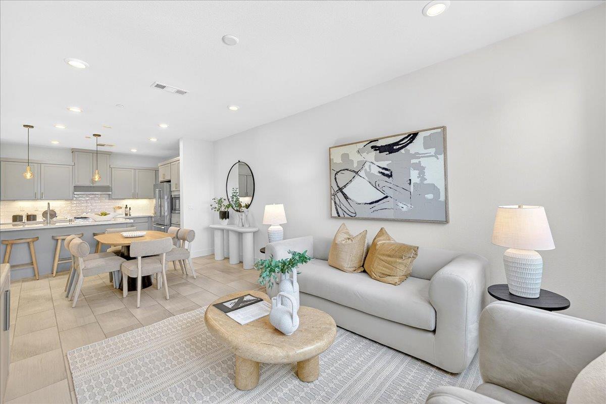 1340 Civic Center Drive 4