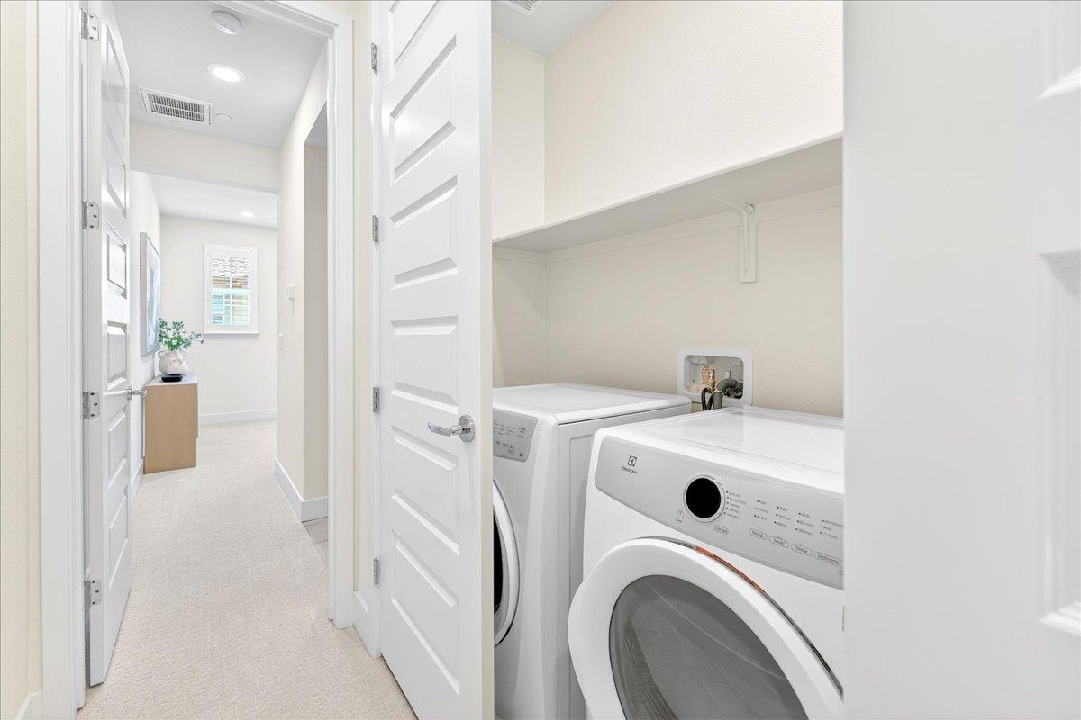 1340 Civic Center Drive 4