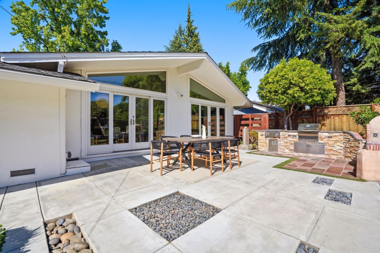 3874 Pruneridge Avenue