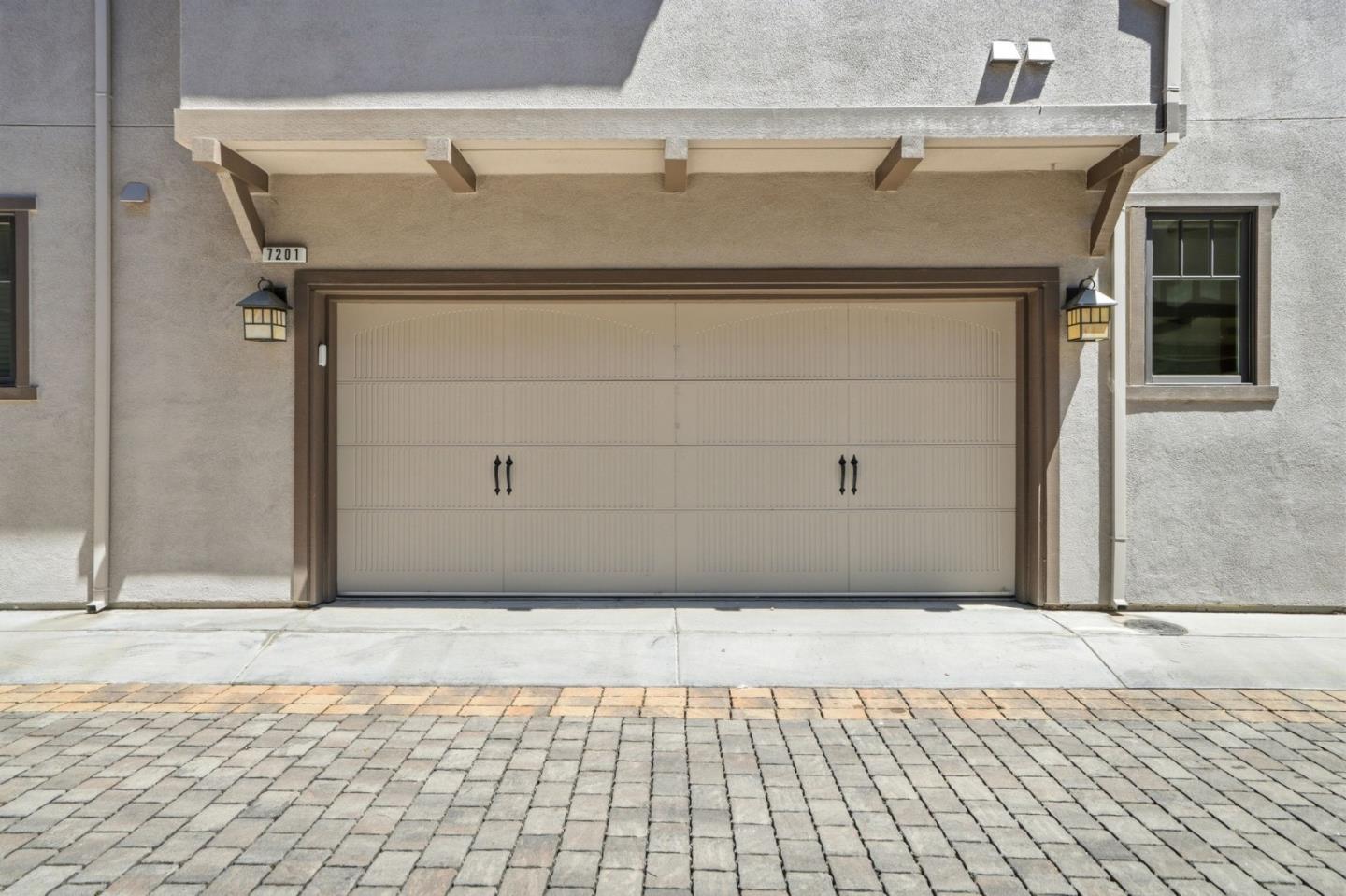 7201 Mockingbird PL