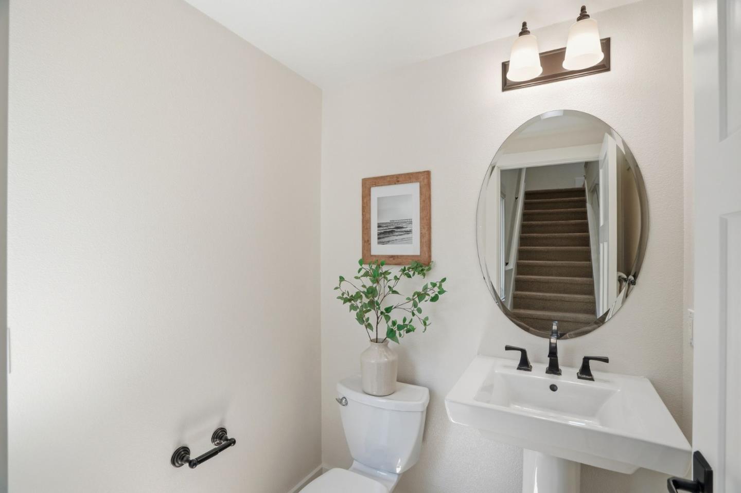 7201 Mockingbird PL