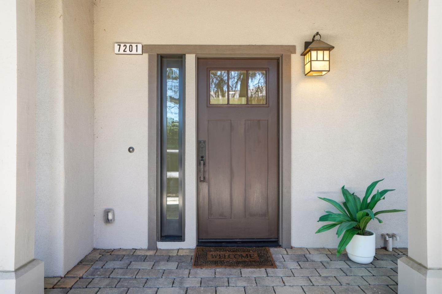 7201 Mockingbird PL