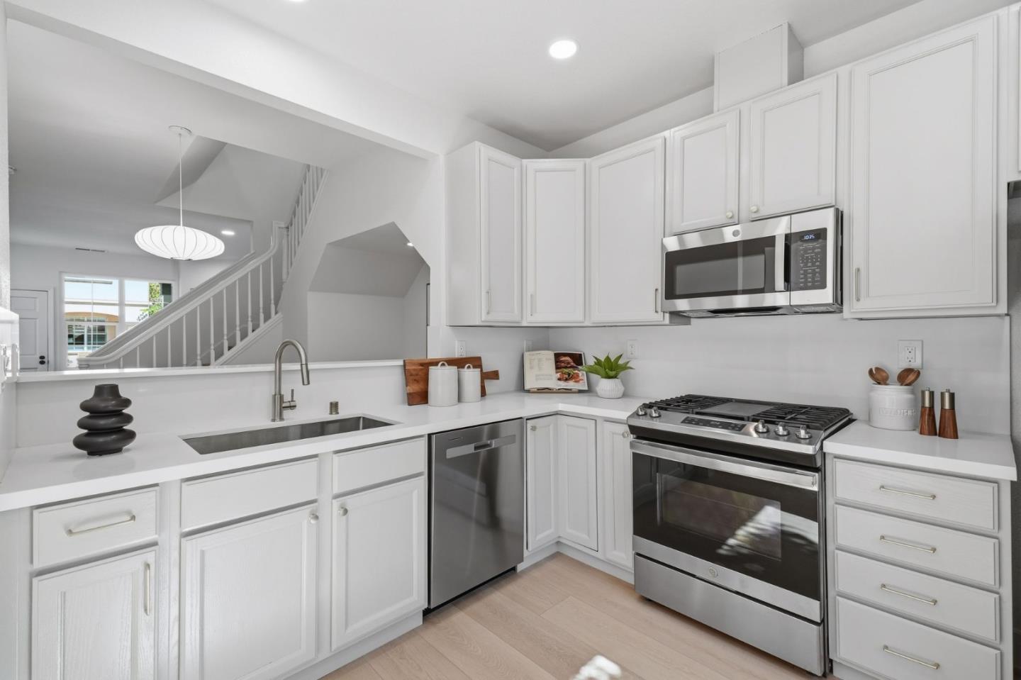 101 Beacon ST