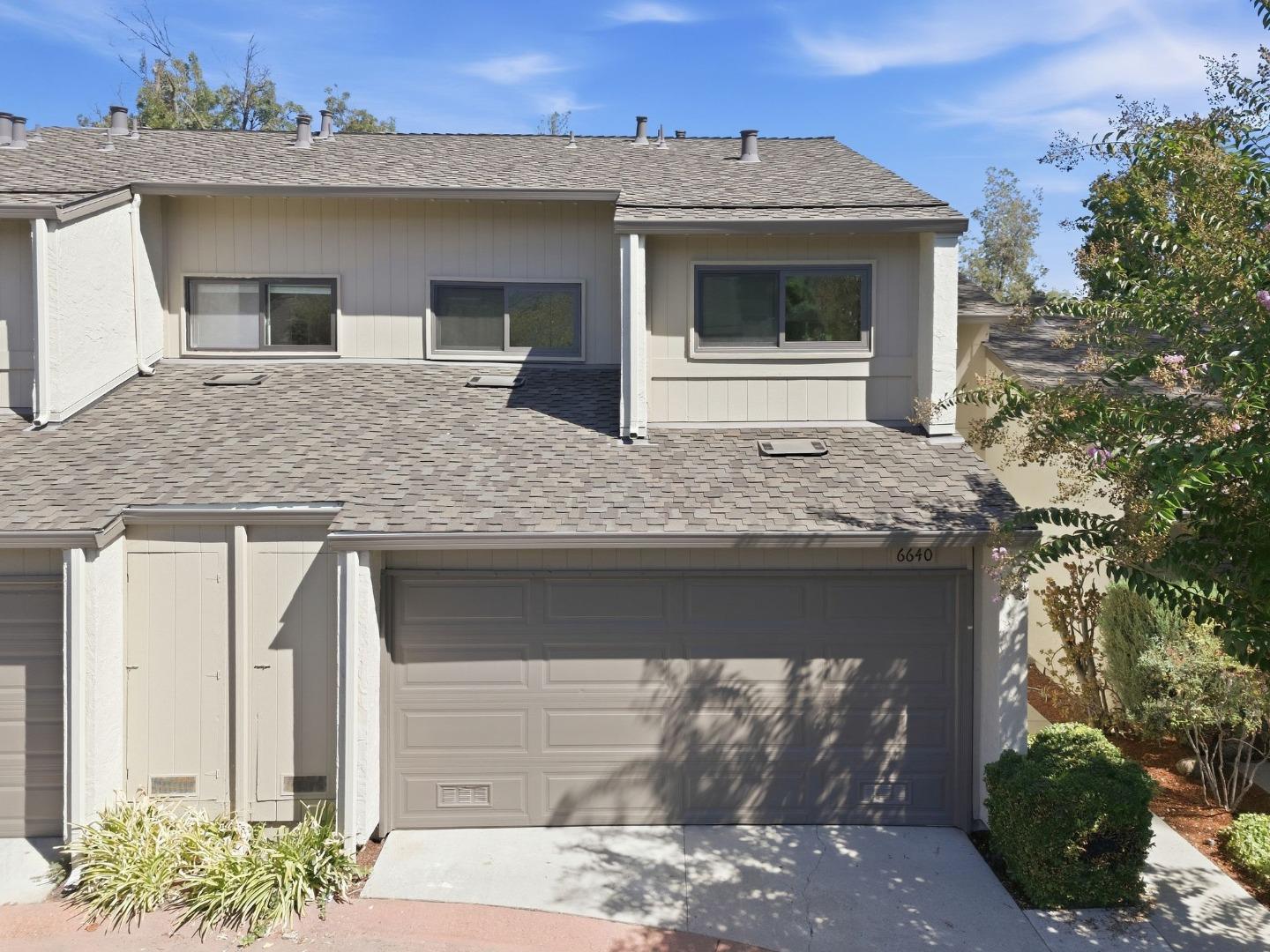 6640 Bunker Hill CT