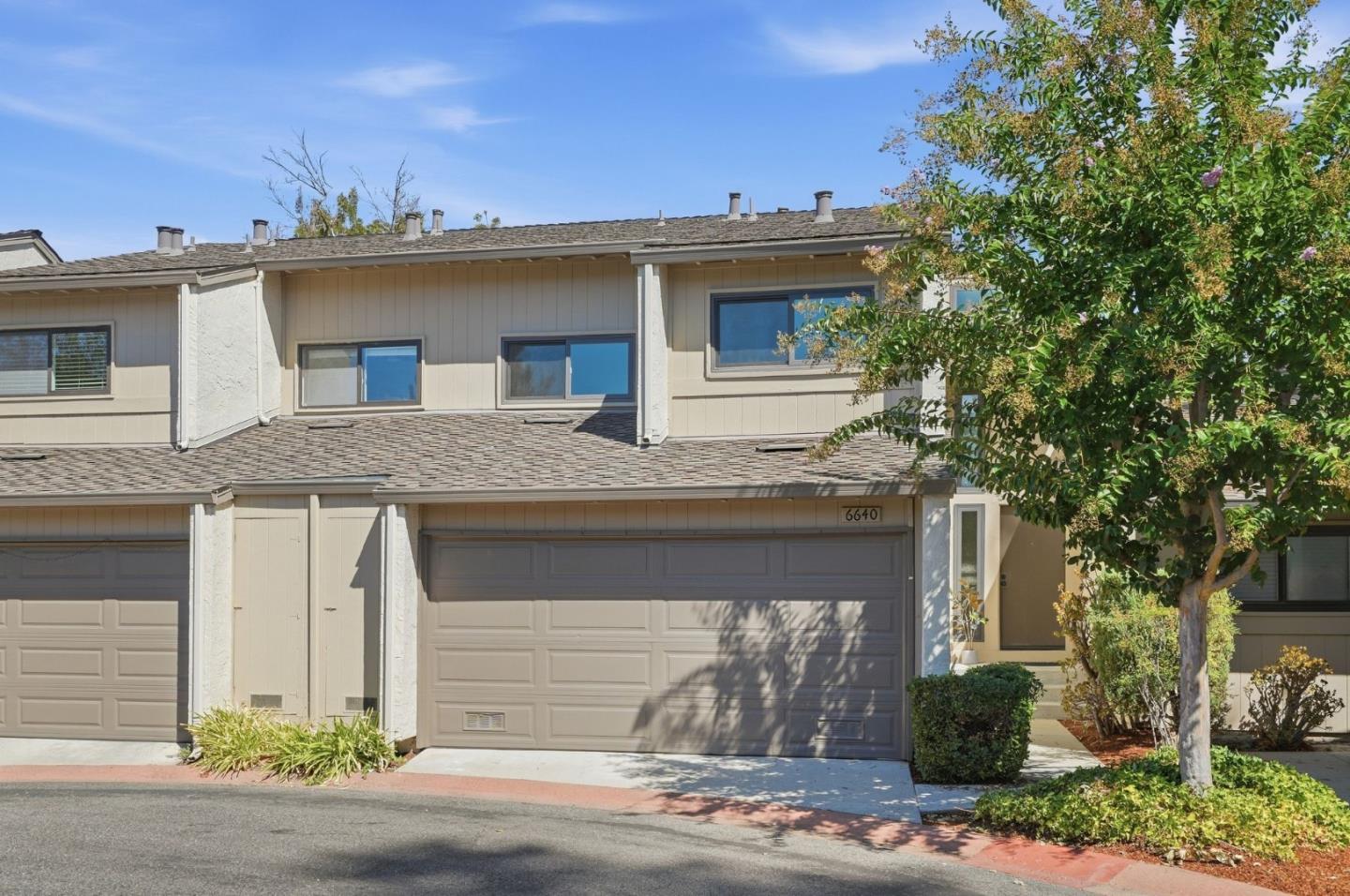 6640 Bunker Hill CT