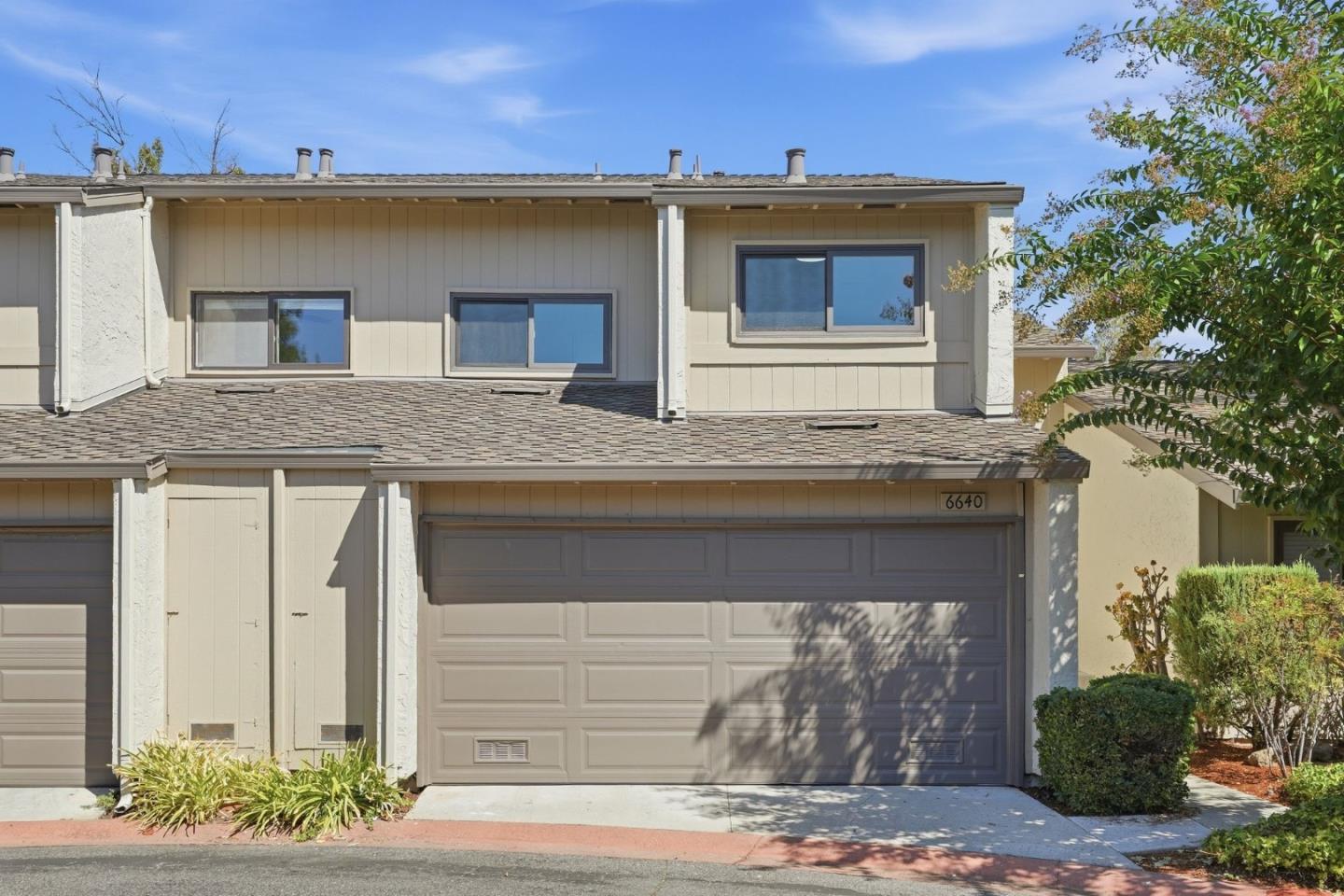 6640 Bunker Hill CT