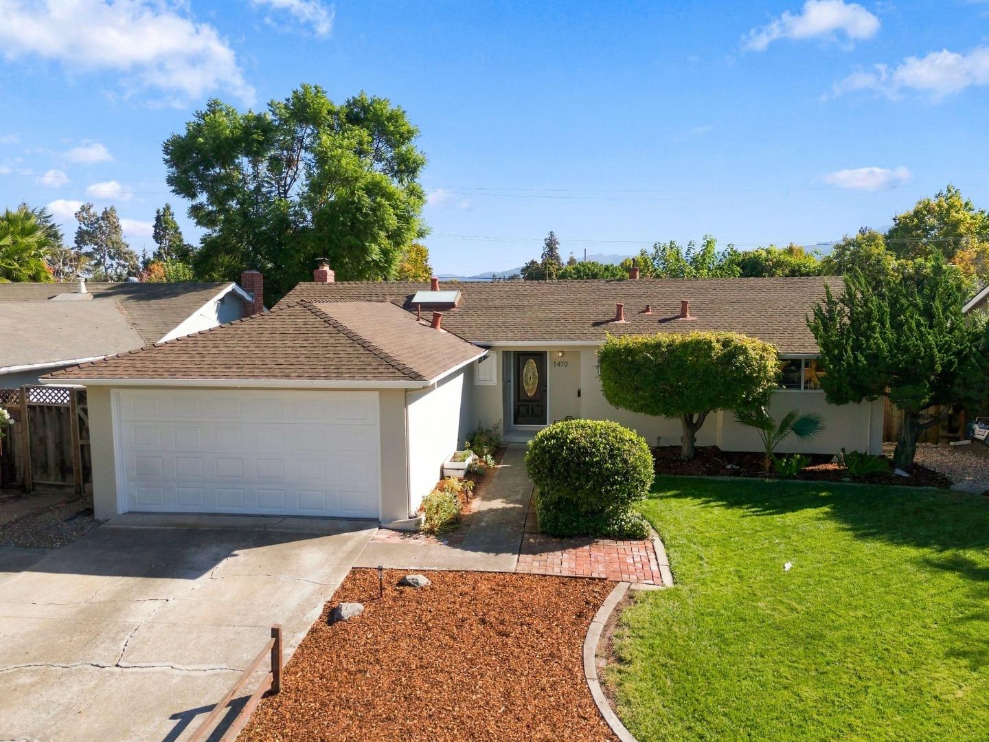 1470 Hauck DR