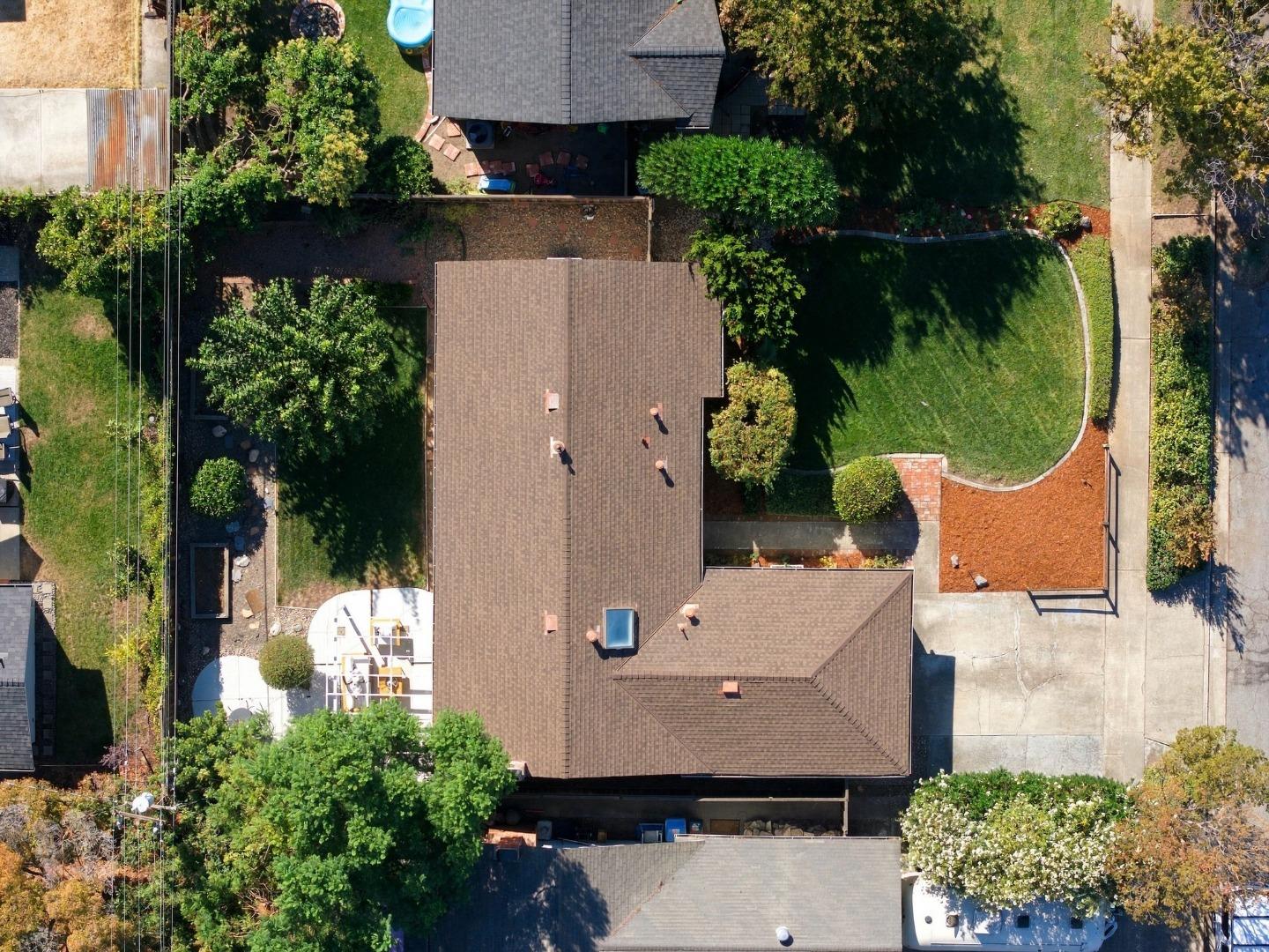 1470 Hauck DR