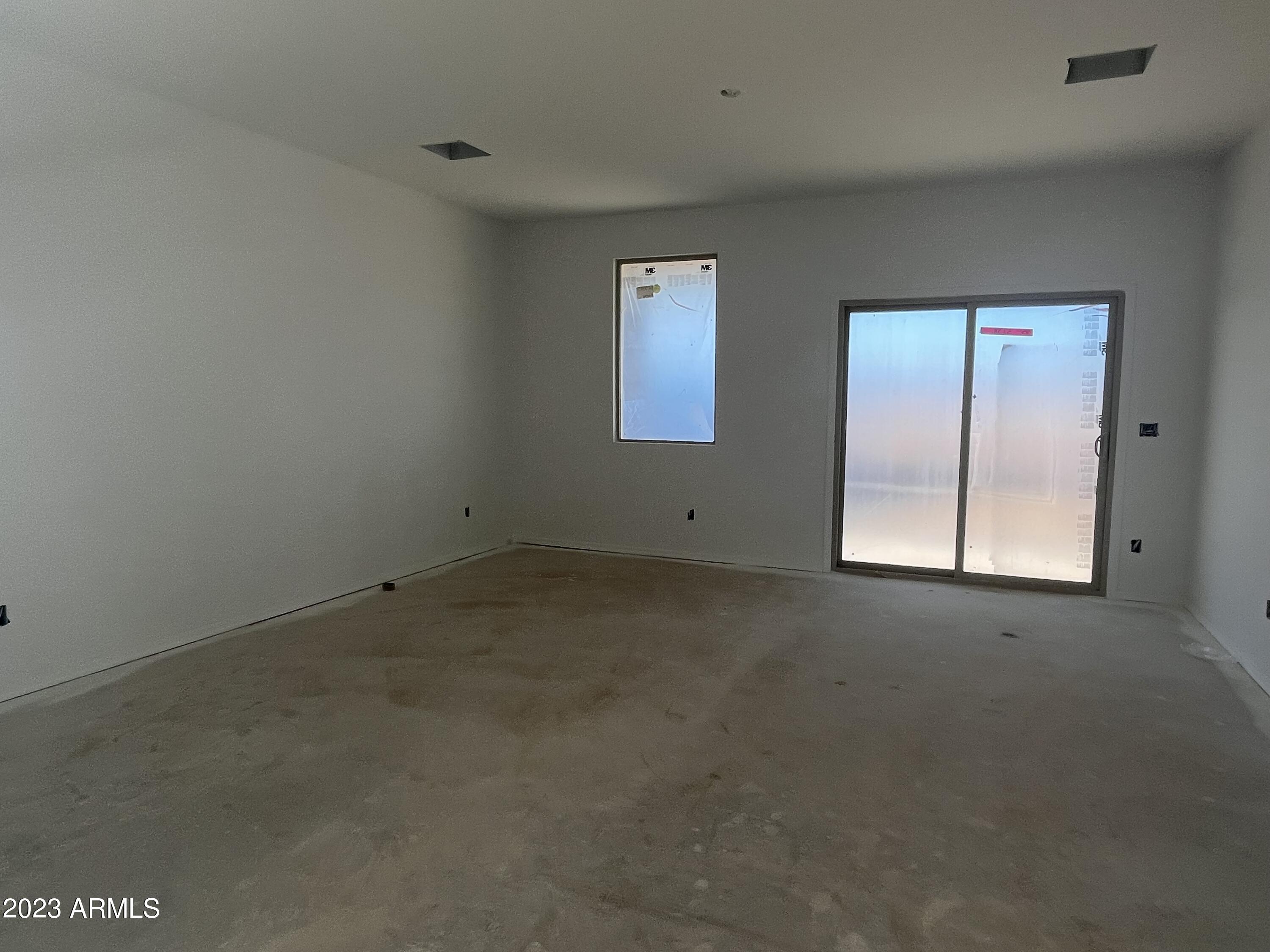 47566 W KENNER Drive
