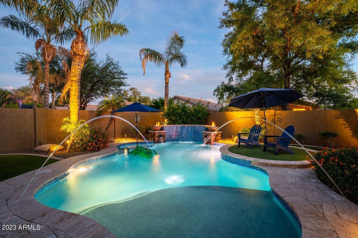 4053 W HACKAMORE Drive