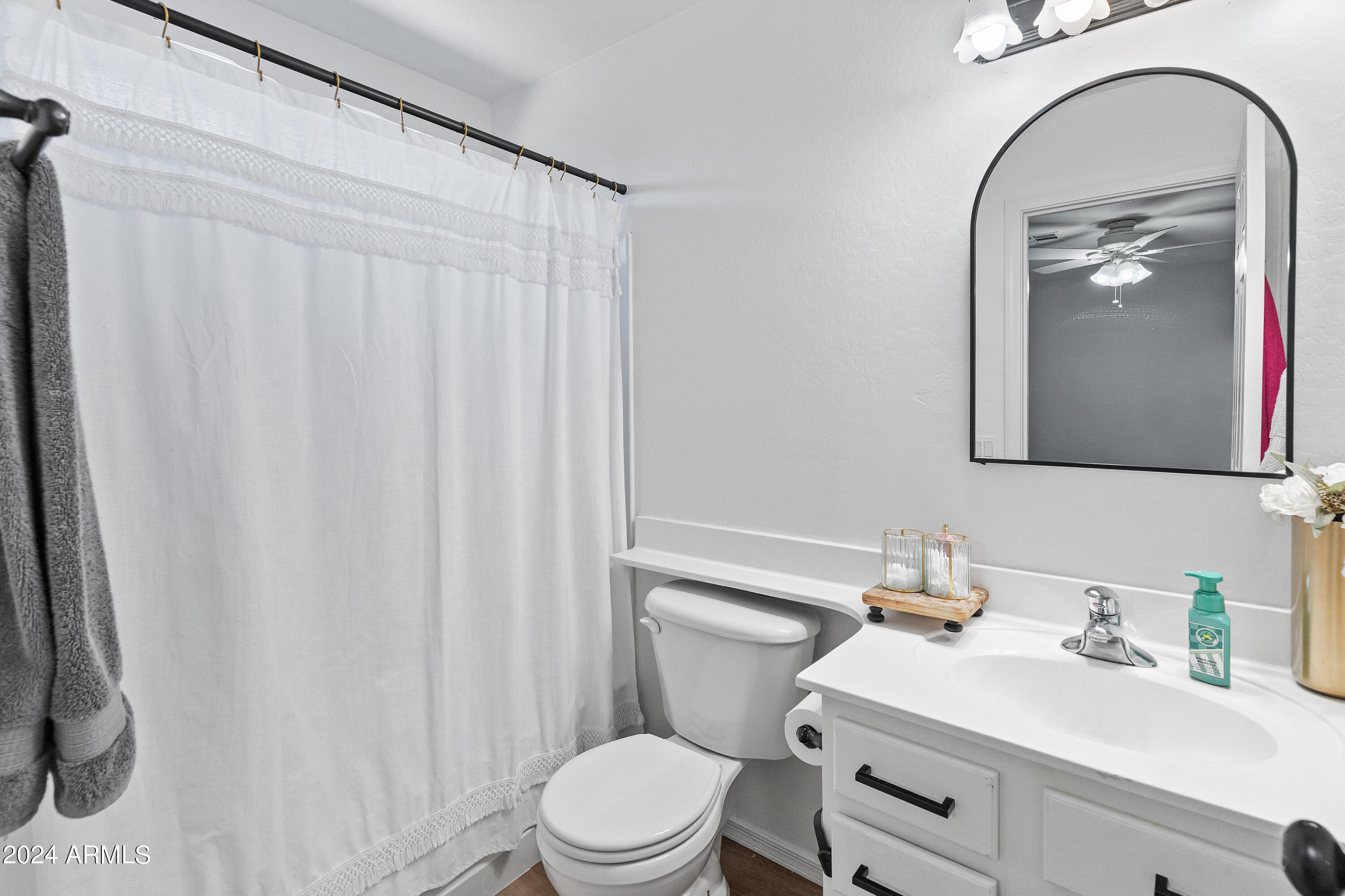 16526 W COTTONWOOD Street