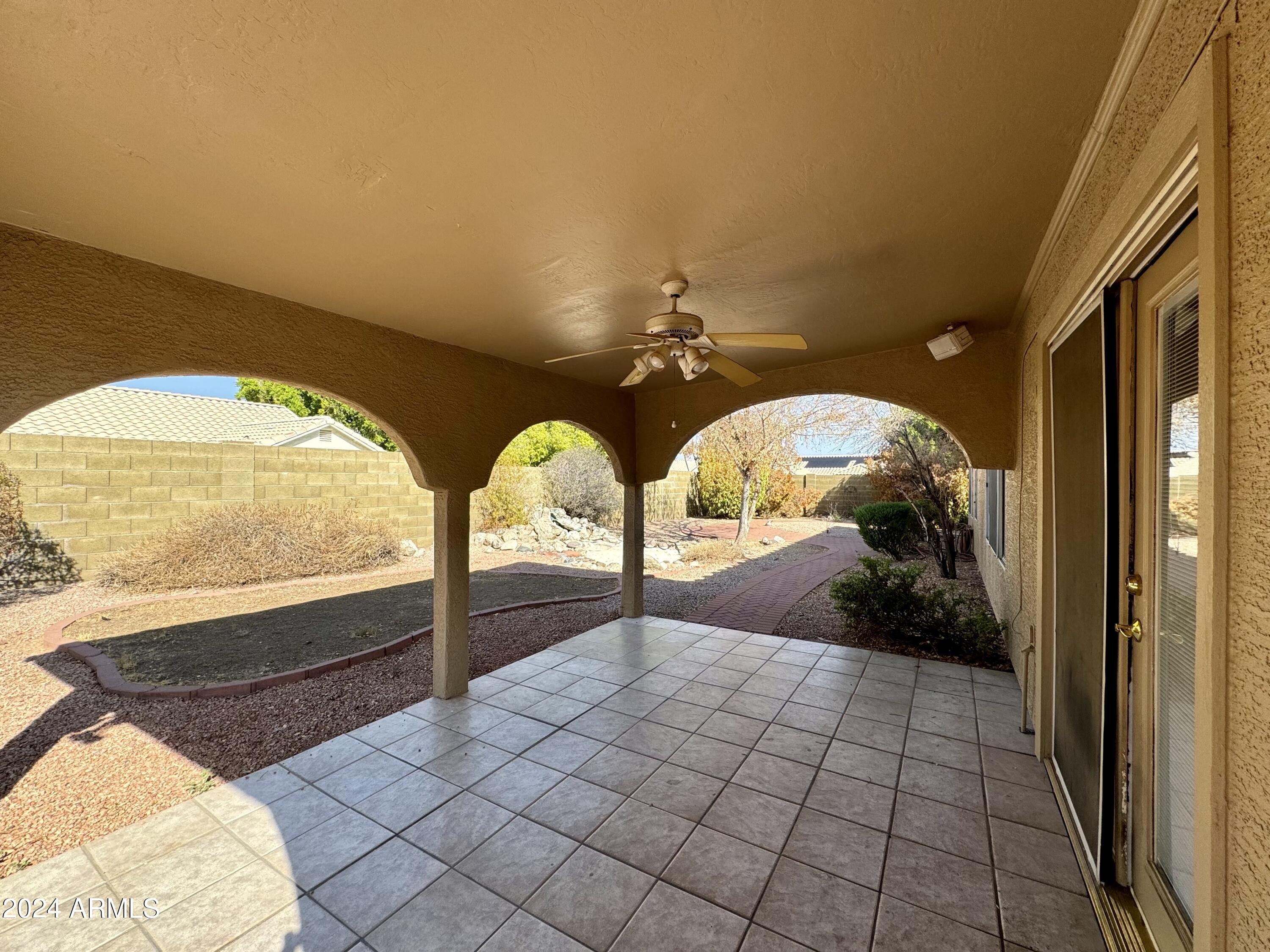 3228 N PINNULE