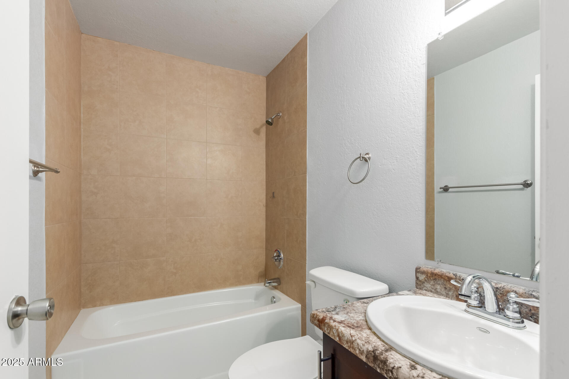 6413 W MONTE CRISTO Avenue