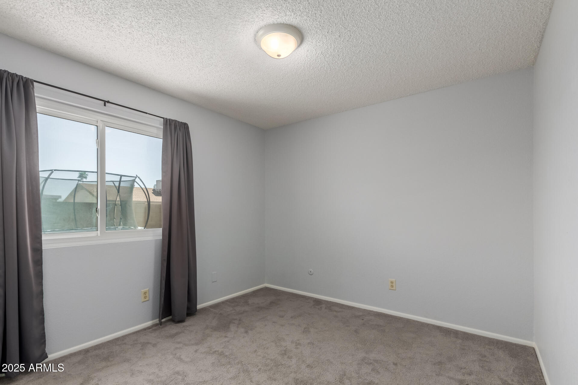 6413 W MONTE CRISTO Avenue