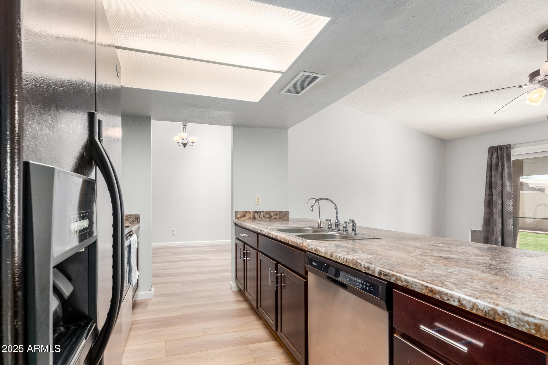 6413 W MONTE CRISTO Avenue