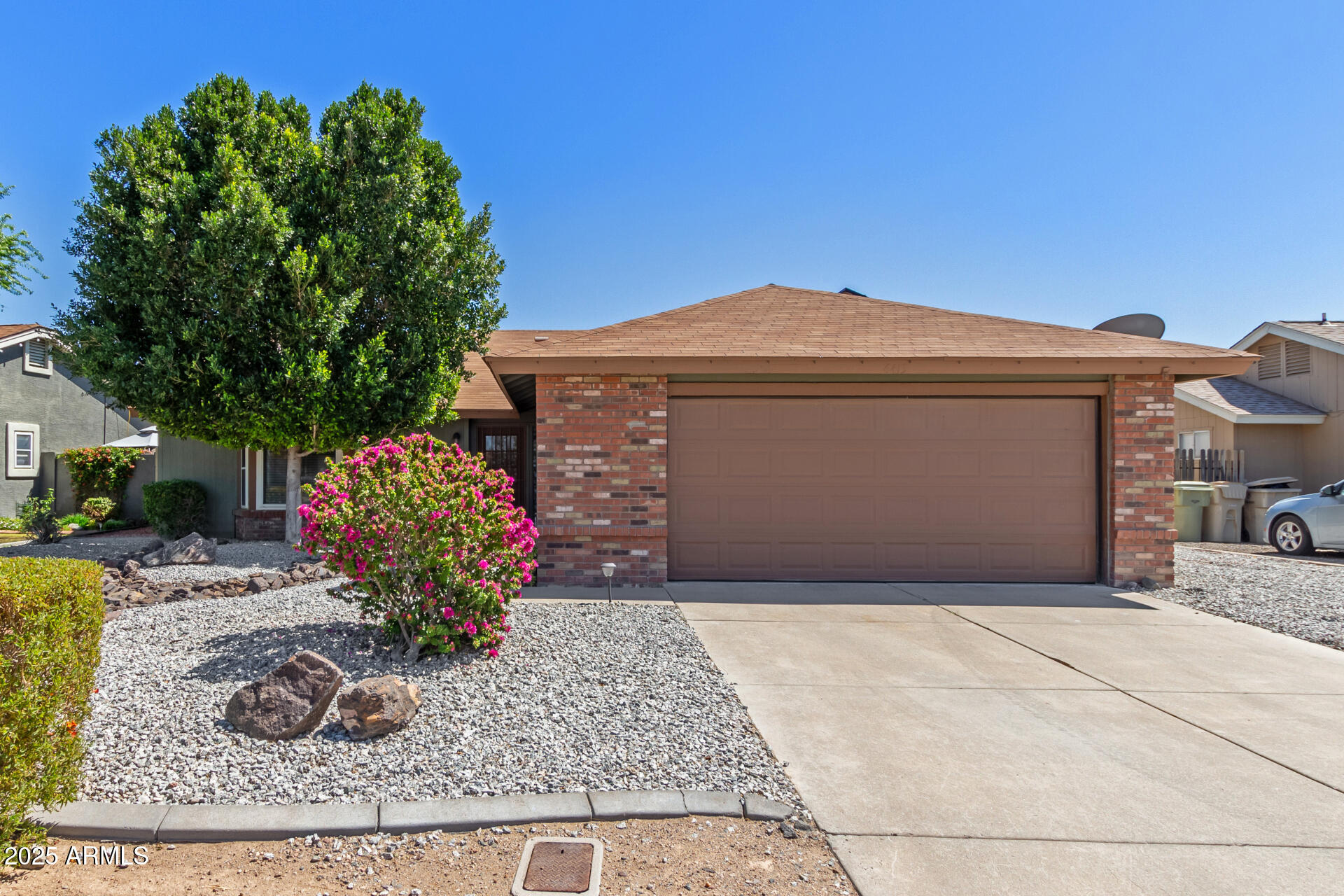 6413 W MONTE CRISTO Avenue