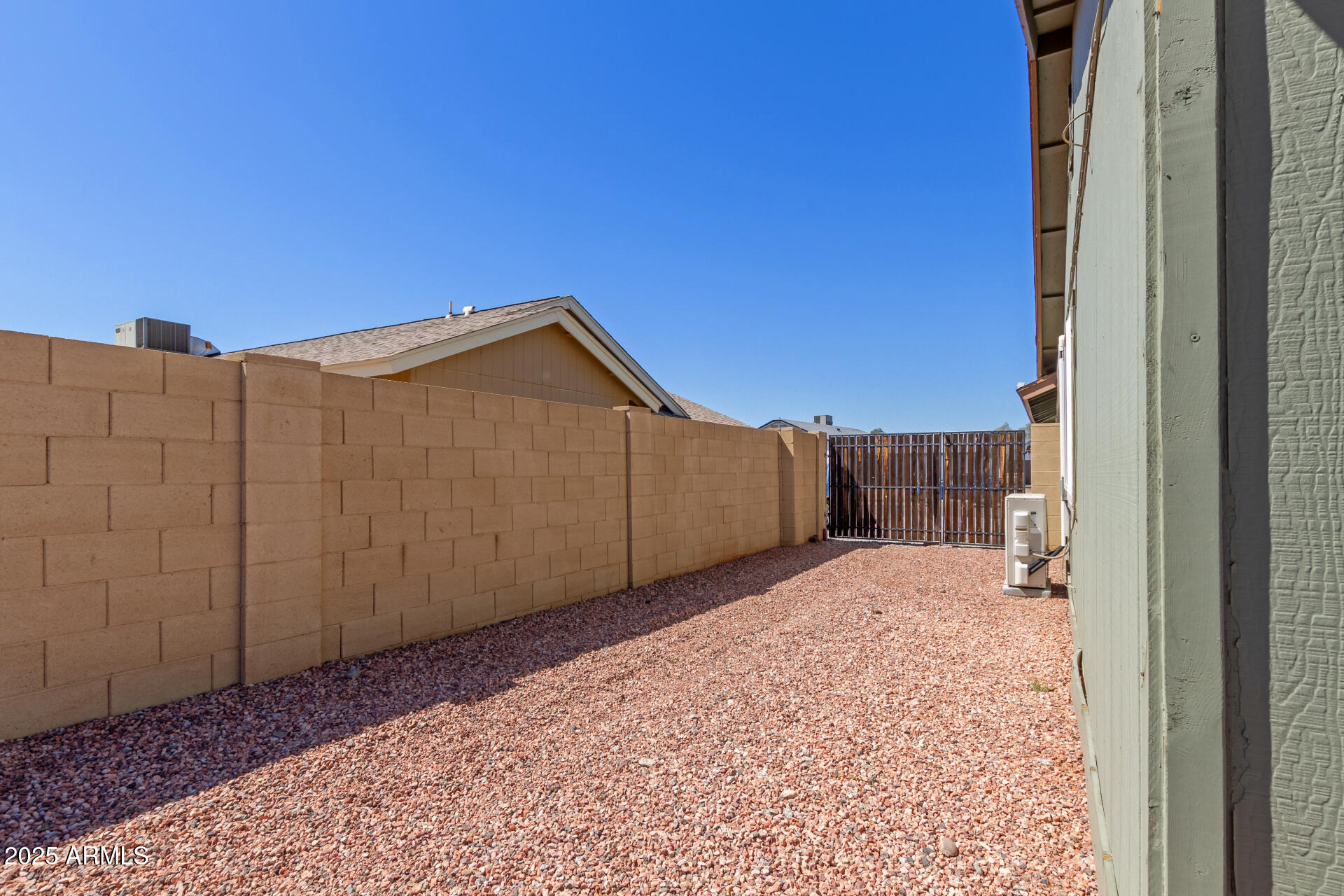 6413 W MONTE CRISTO Avenue