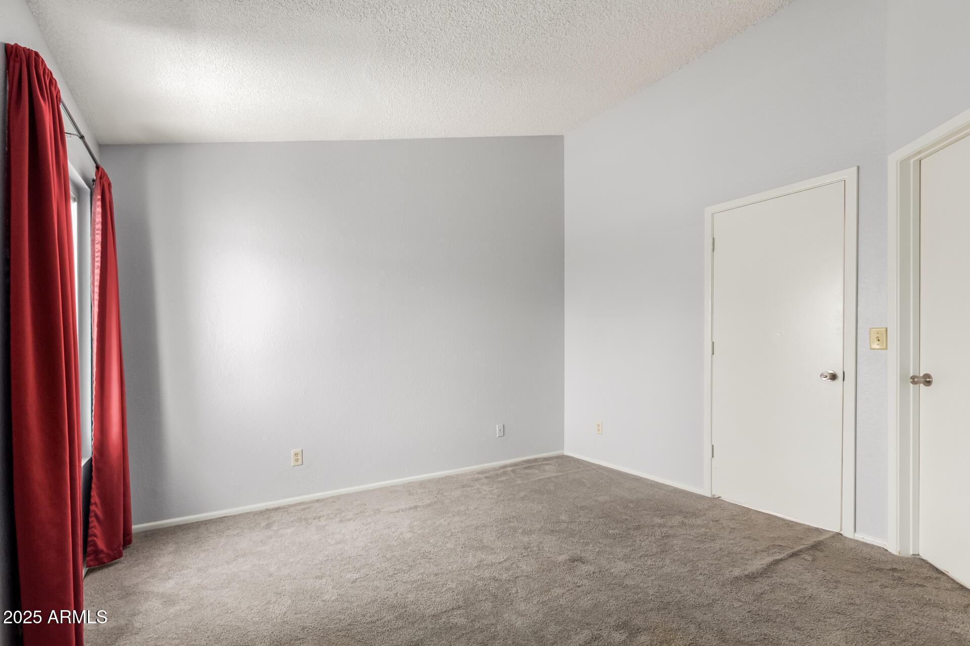 6413 W MONTE CRISTO Avenue