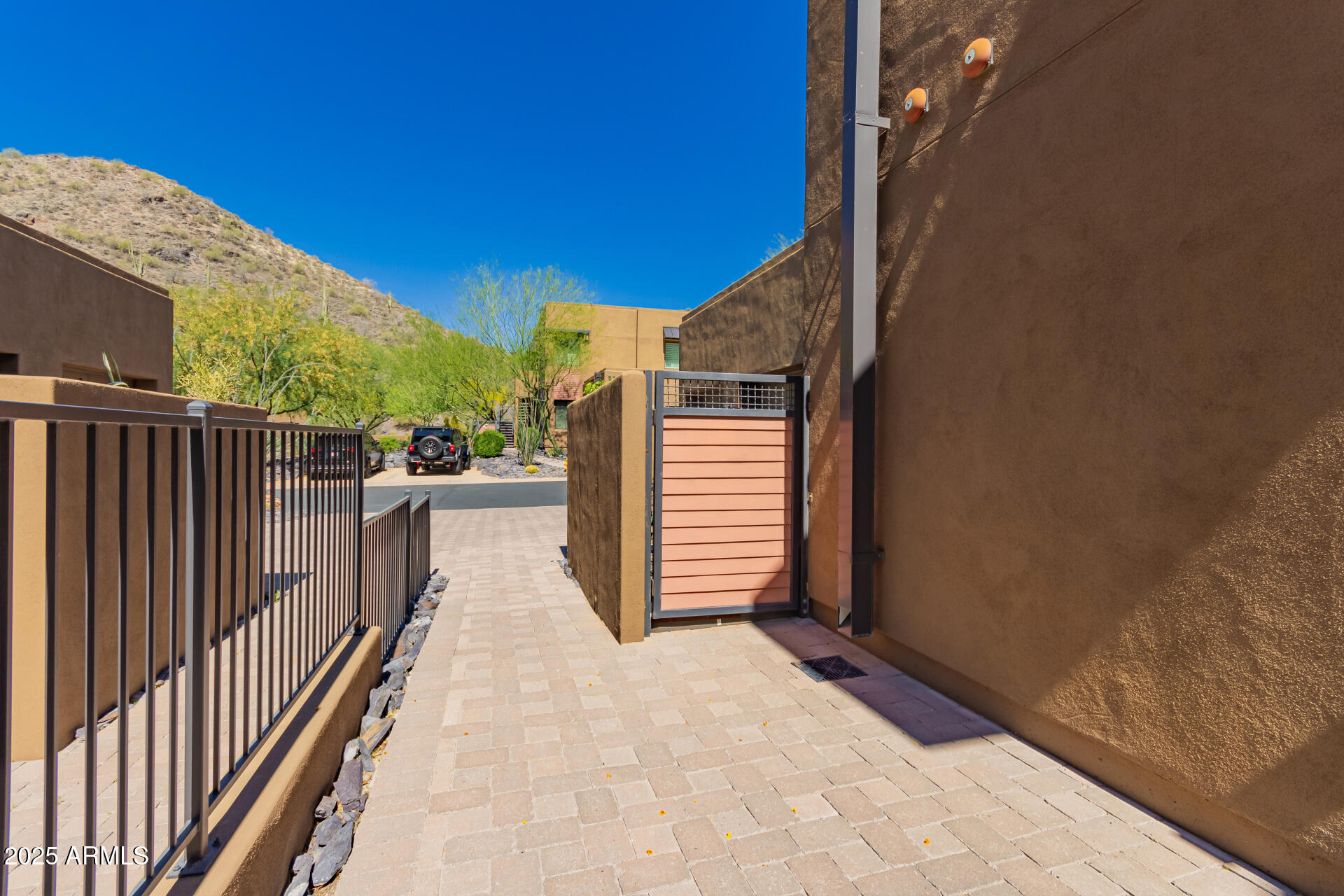 36600 N CAVE CREEK Road Unit: C7