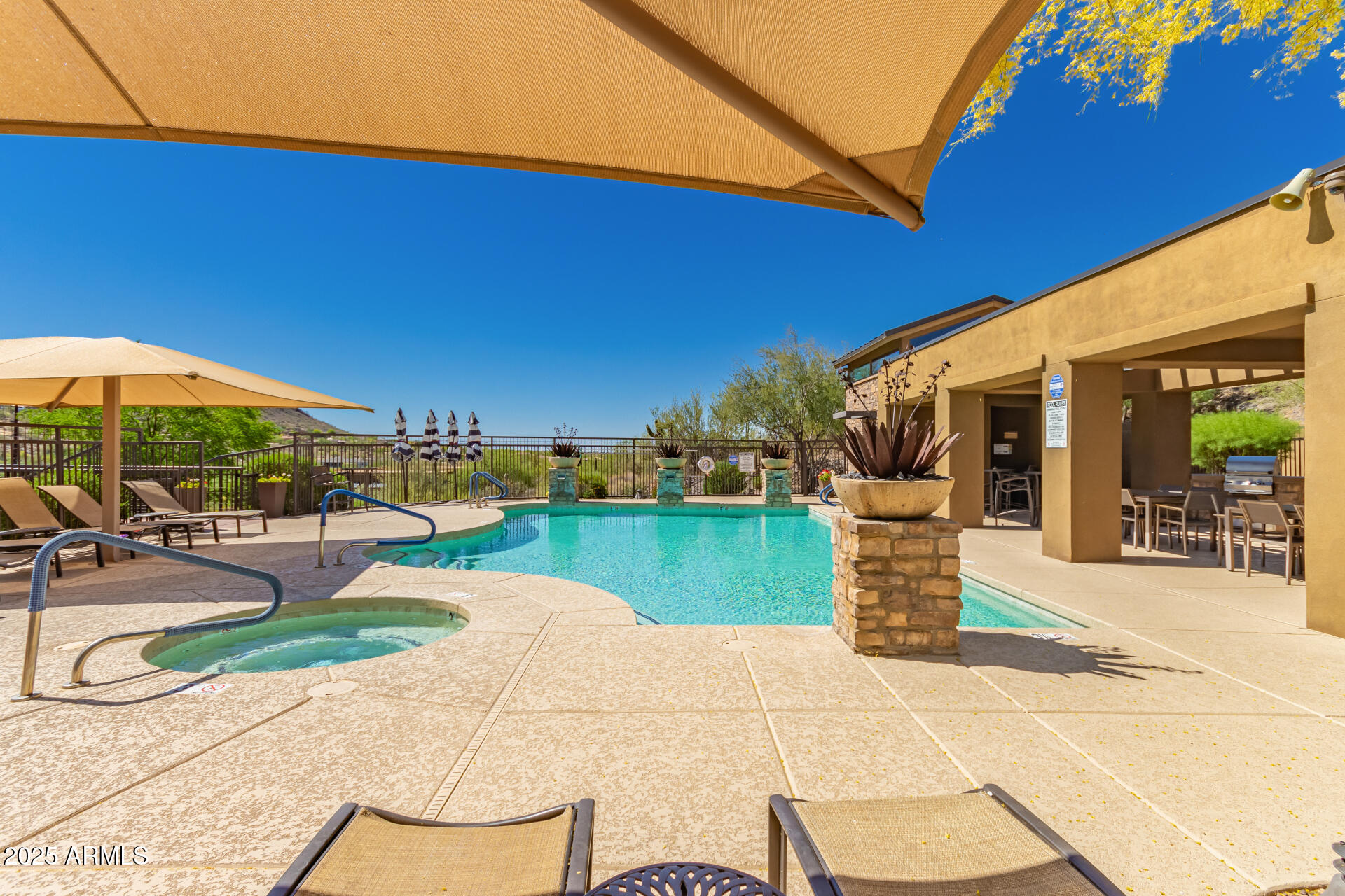 36600 N CAVE CREEK Road Unit: C7