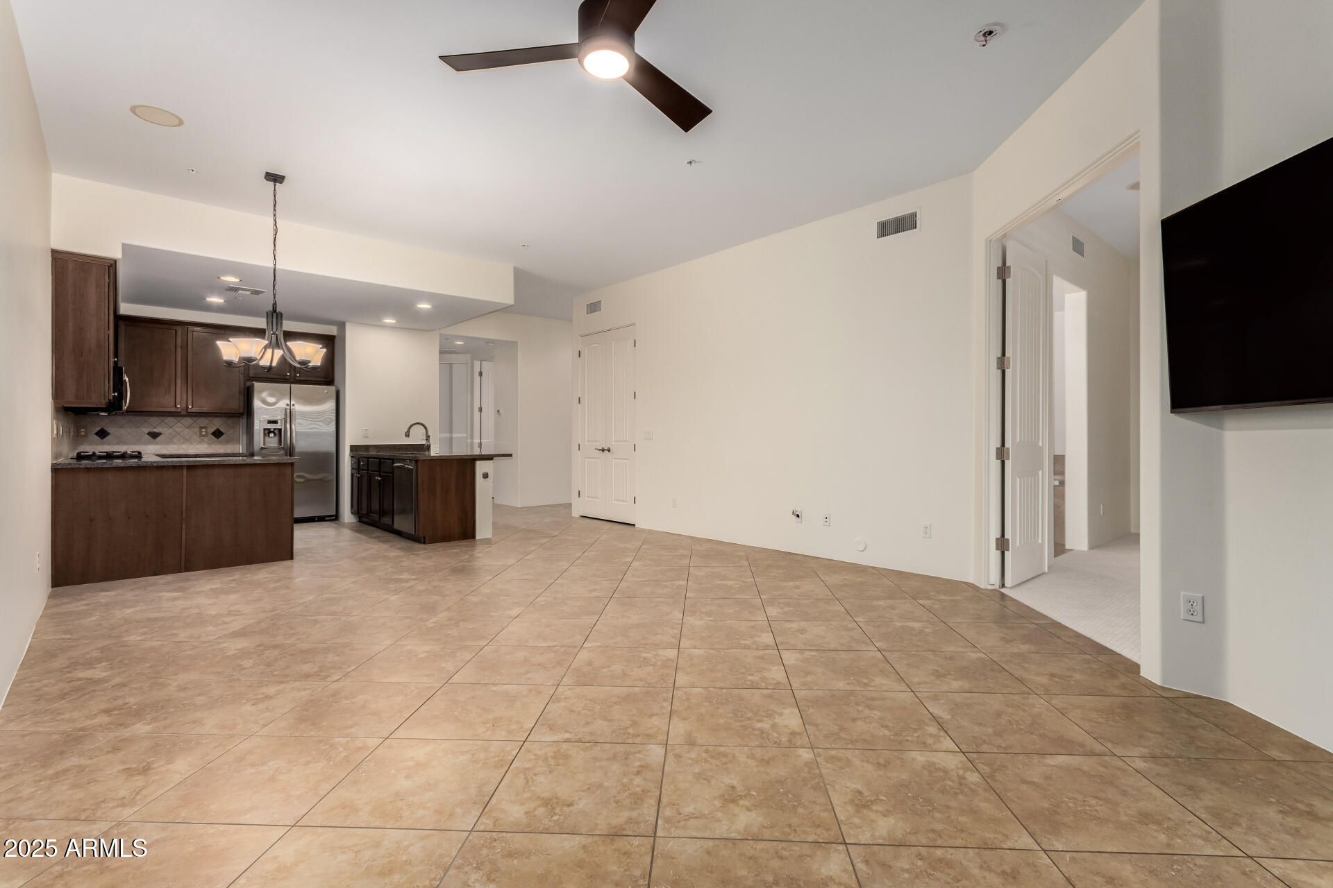 36600 N CAVE CREEK Road Unit: C7