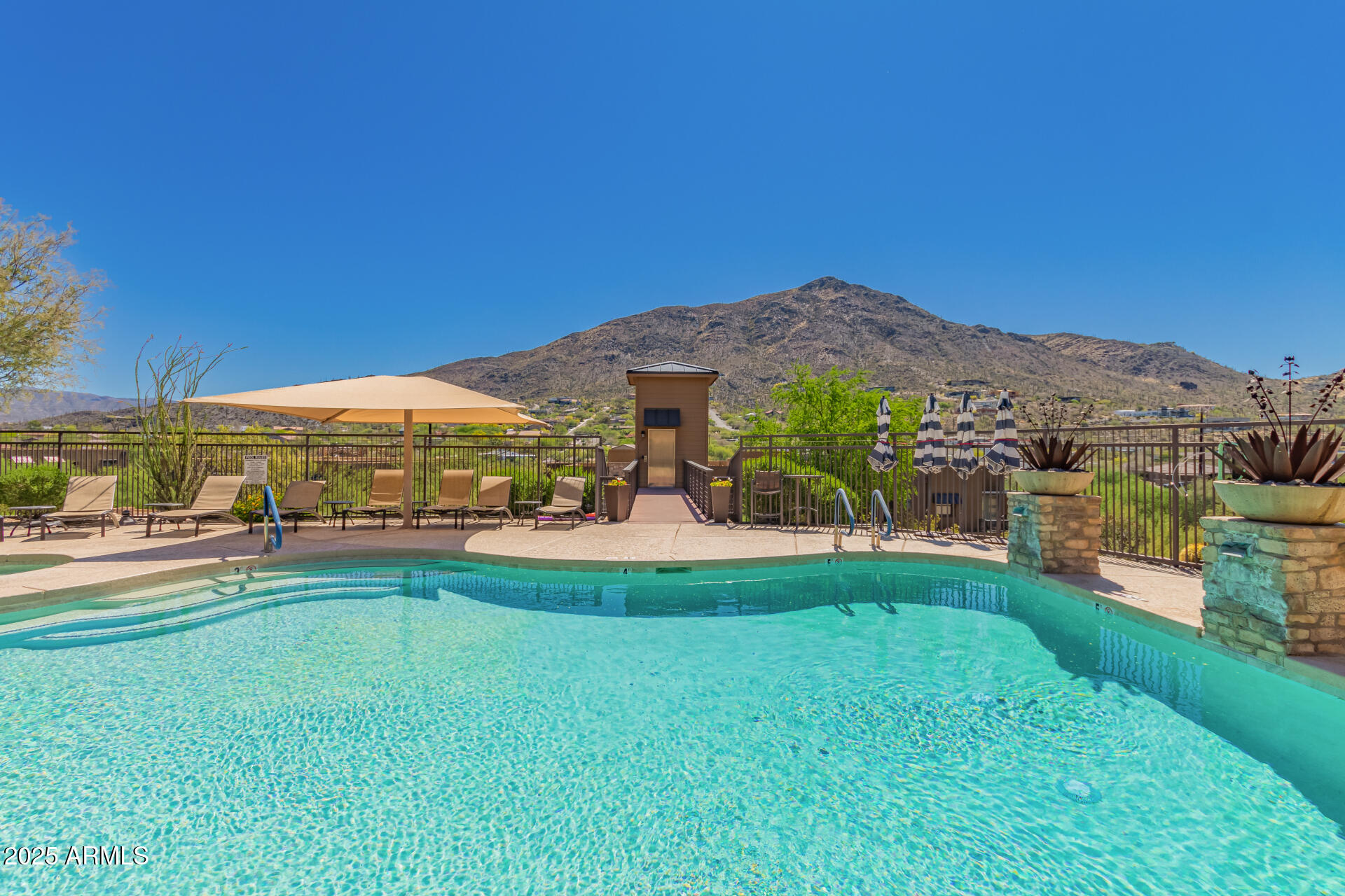 36600 N CAVE CREEK Road Unit: C7