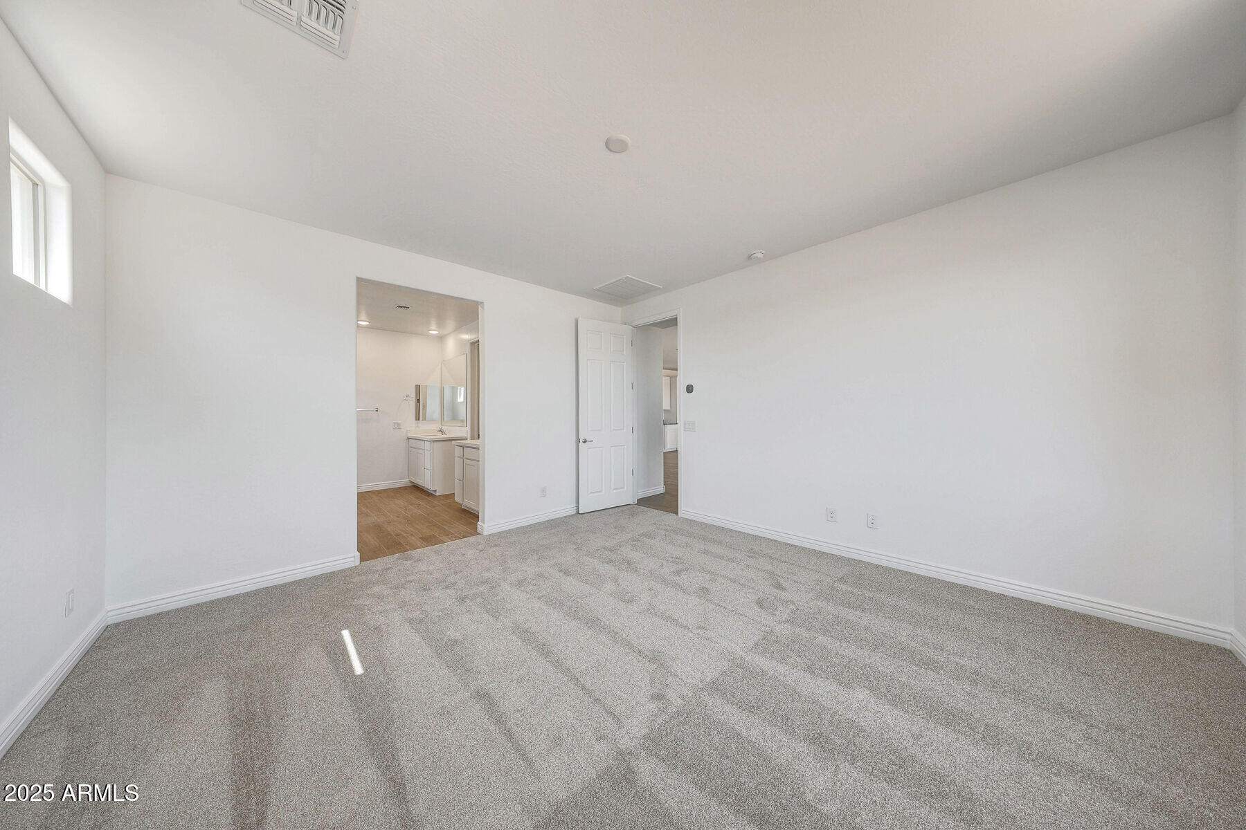 14766 W HONEYSUCKLE Drive